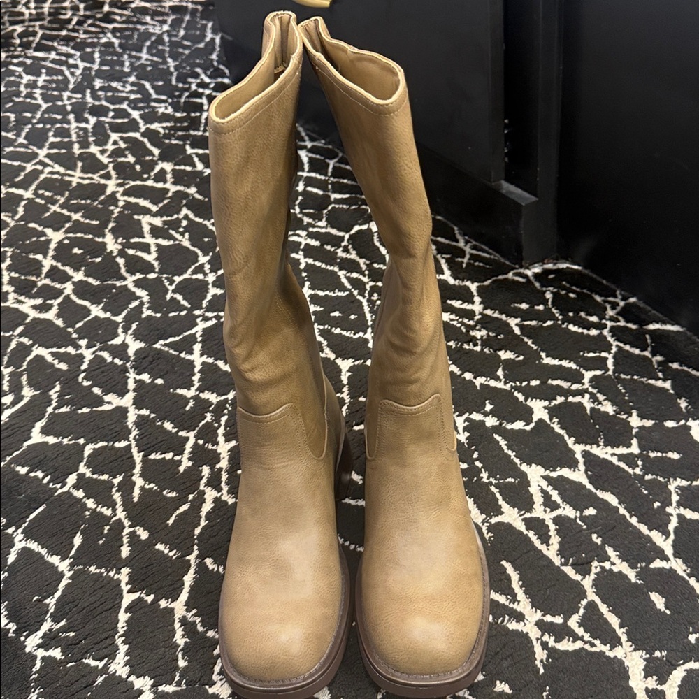 Athlefit Taupe Mid Calf Boots Size 8.5 NWOT | Square Toe Chunky Heel - Picture 5 of 10